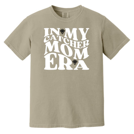 In My Catcher Mom Era Heavyweight T-Shirt - Sandstone