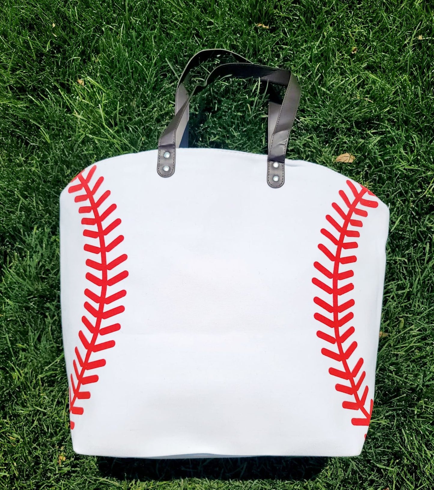 The-Catching-Guy-Purse-bag-baseball-white